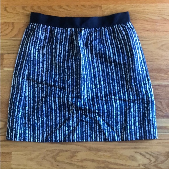 LOFT Dresses & Skirts - Loft Pencil Skirt